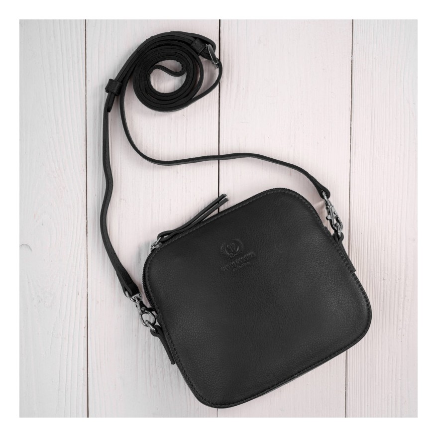 Stylowy zestaw damski Paolo Peruzzi – skórzany plecak miejski oraz elegancka mała torebka.