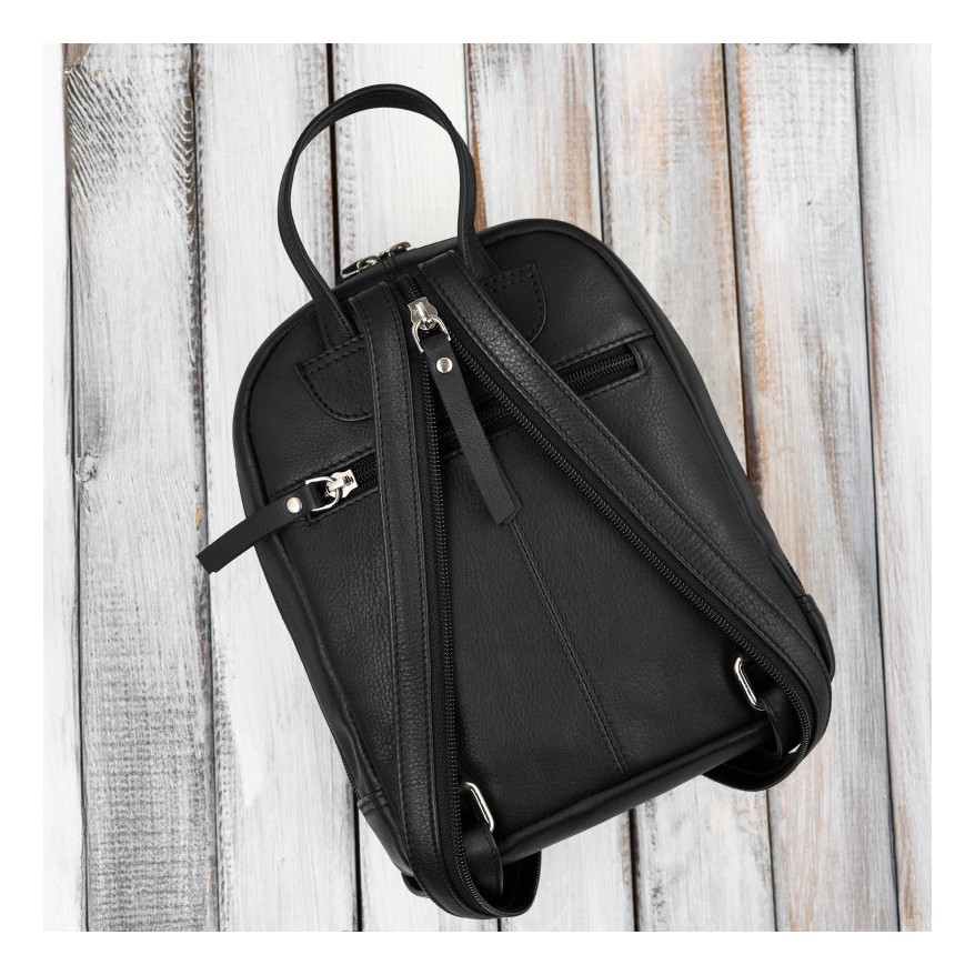 Stylowy zestaw damski Paolo Peruzzi – skórzany plecak miejski oraz elegancka mała torebka.