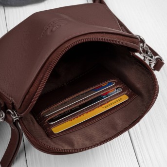 Stylowy zestaw damski Paolo Peruzzi – skórzany plecak miejski oraz elegancka mała torebka.