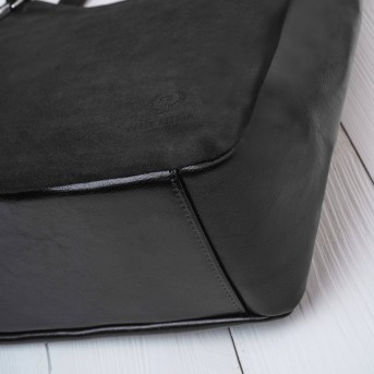 Torebka damska na ramię skórzana klasyczna czarna Paolo Peruzzi Z-09-BLZM