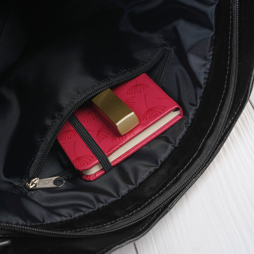 Czarna Torebka Skórzana Paolo Peruzzi Z-09 | Zamszowa Listonoszka