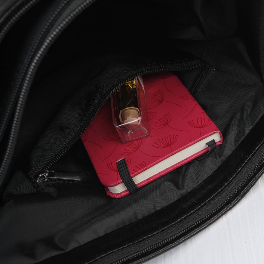 Czarna Torebka Skórzana Paolo Peruzzi Z-58 | Zamszowa Listonoszka