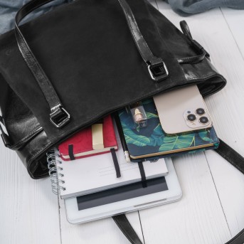 Czarna Torebka Skórzana Paolo Peruzzi Z-58 | Zamszowa Listonoszka