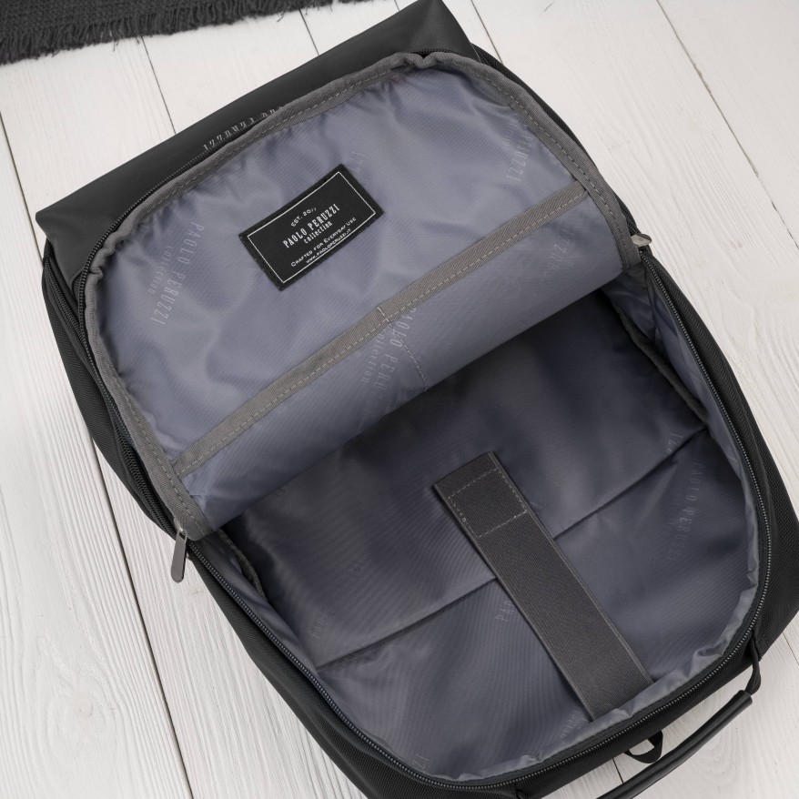 Elegancki Czarny Plecak Miejski Paolo Peruzzi AS-06-BL | Lekki i Pojemny