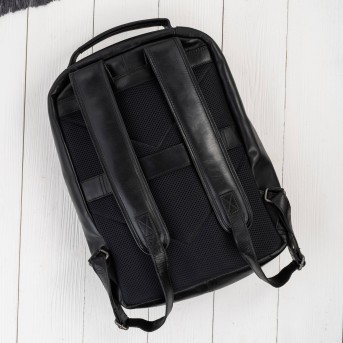 Plecak skórzany Paolo Peruzzi SL-15-BL czarny na laptopa 15,6″