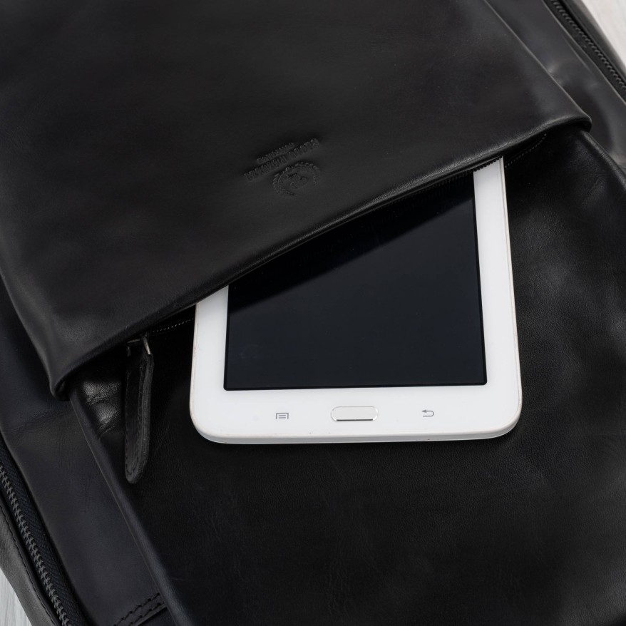 Plecak skórzany Paolo Peruzzi SL-15-BL czarny na laptopa 15,6″