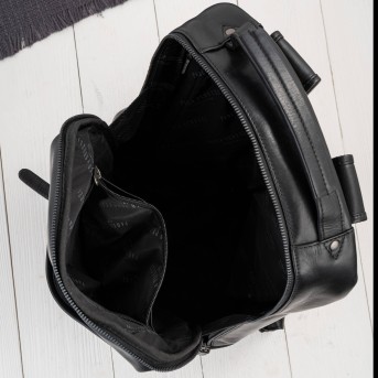 Plecak skórzany Paolo Peruzzi SL-15-BL czarny na laptopa 15,6″