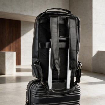 Plecak skórzany Paolo Peruzzi SL-15-BL czarny na laptopa 15,6″