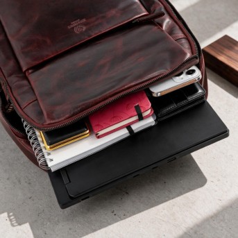 Plecak skórzany Paolo Peruzzi SL-15-CG na laptopa 15,6″